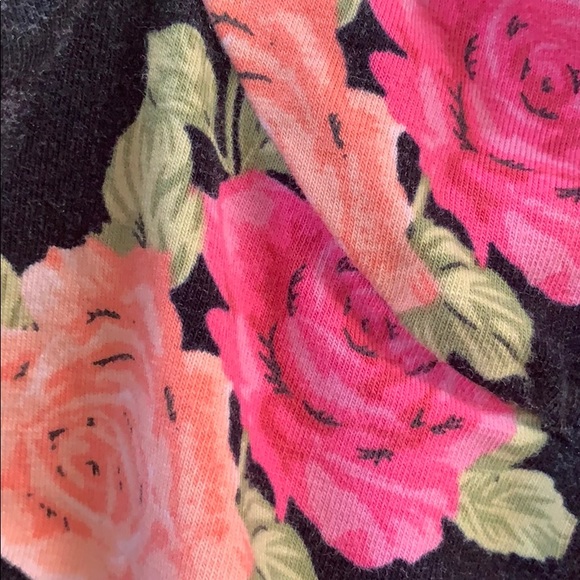 Forever 21 🌸 Crop top tank - Picture 3 of 3